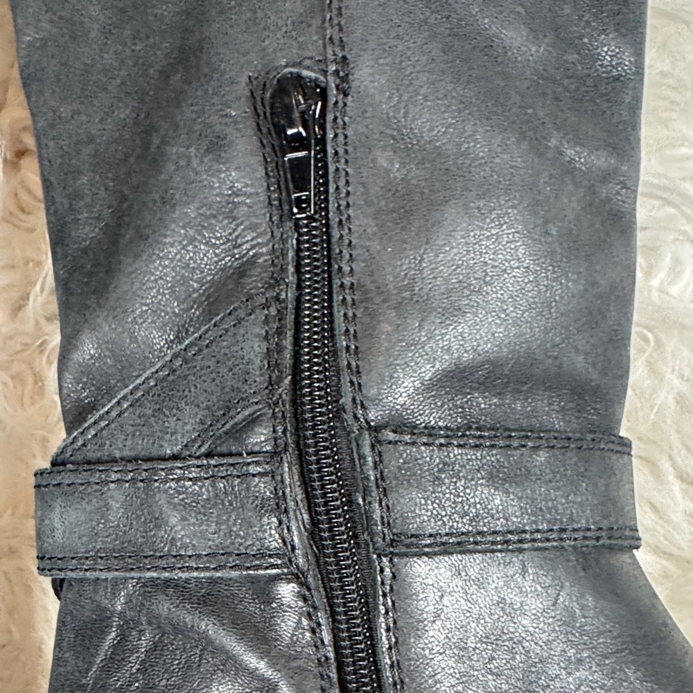 Lucky Brand Black Leather Riding Boots size 7.5M - Picture 6 of 10